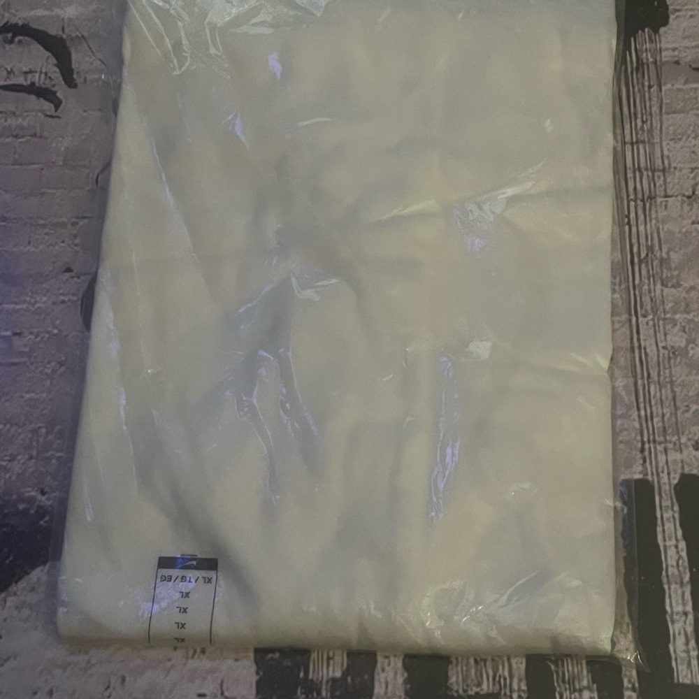 Nike Sportswear Men’s Long-Sleeve  Heavyweight Tee in size XL, Sail NWT - Picture 6 of 6